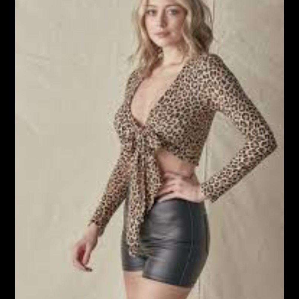 Leopard blouse - Picture 6 of 6